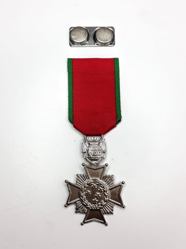 Medalha CRUZ DE COMBATE Prata - 2ª Classe